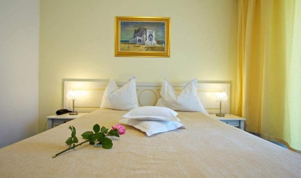 Hotel Central Mamaia Ngoại thất bức ảnh