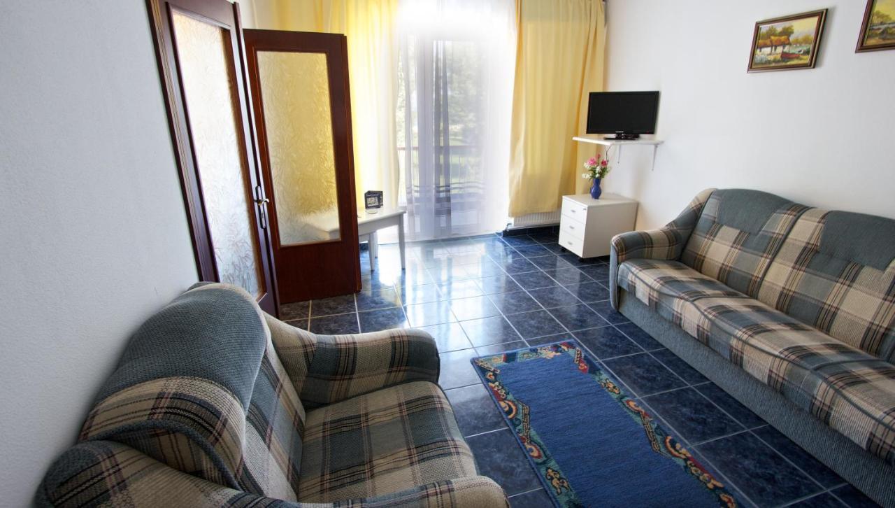 Hotel Central Mamaia Ngoại thất bức ảnh