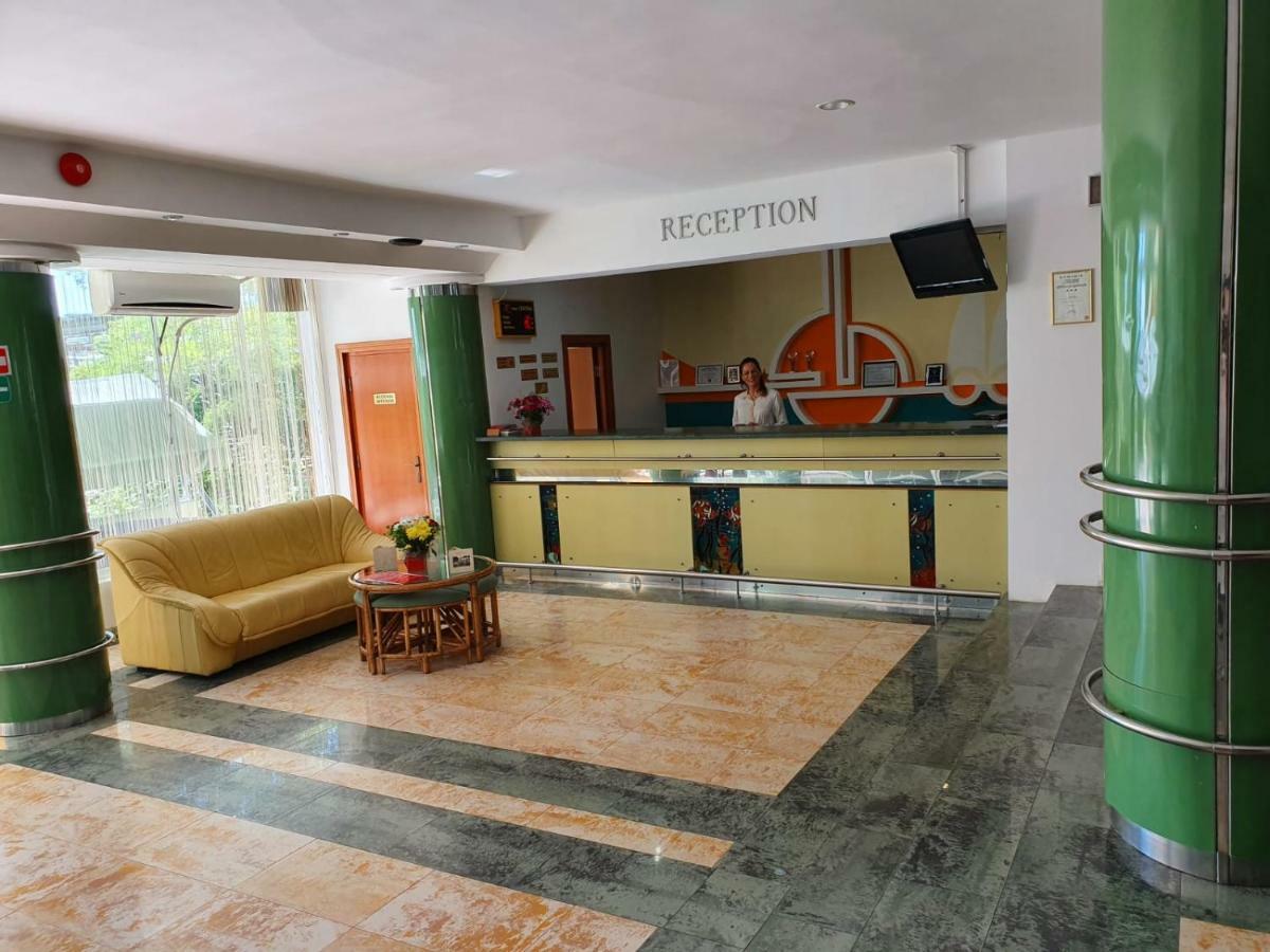 Hotel Central Mamaia Ngoại thất bức ảnh